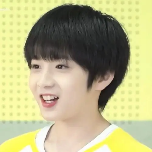 刘耀文〕少年气概永不磨灭 可爱丸子95