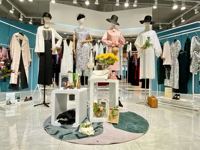 爱品纱21年新款春夏装 实体店女装货源