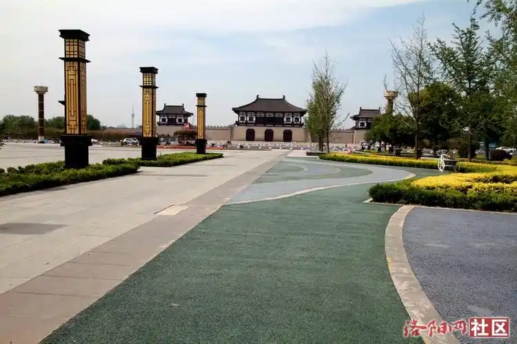 "醉"美定鼎门广场-摄影天地-洛阳社区 - 洛阳网-www.lyd.com.