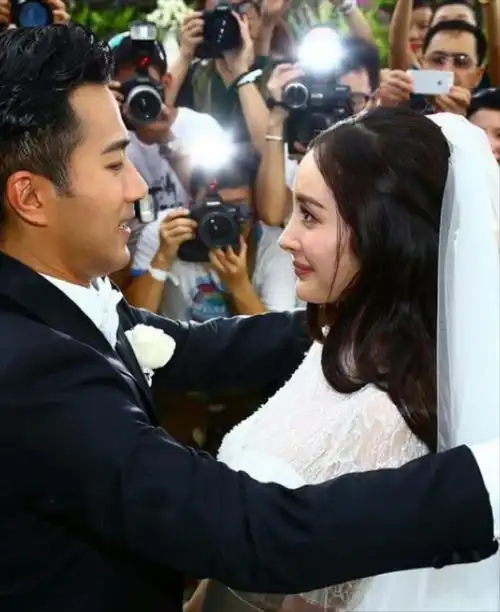 杨幂结婚时的美丽时刻|娱乐圈|刘恺威|王菲谢霆锋_网易订阅