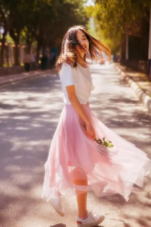 裙角飞扬|摄影|人像摄影|悦色儿 - 原创作品 - 站酷 (zcool)