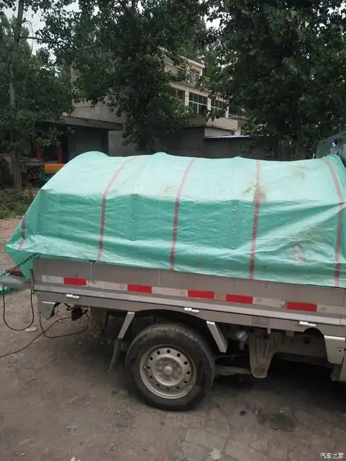 五菱荣光小卡改装折叠车棚