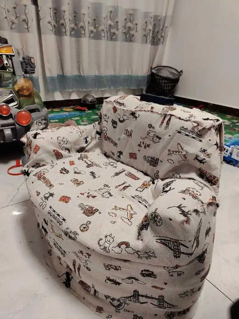 用奶粉罐给小朋友做了一个小沙发,手工不太好勉强完成,小朋友开 - 抖