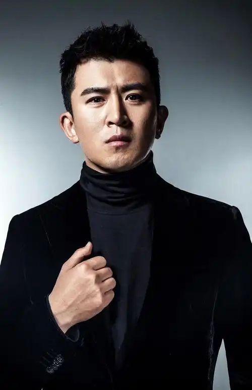 郭家铭_演员_作品_个人资料_简历_生日_经历_留言 - 酷乐米