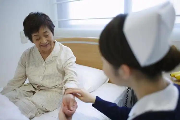 与人沟通的十大技巧(护患沟通十大技巧ppt免费)