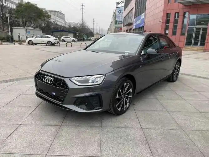 奥迪a4l 2023款 40 tfsi 时尚/豪华动感型