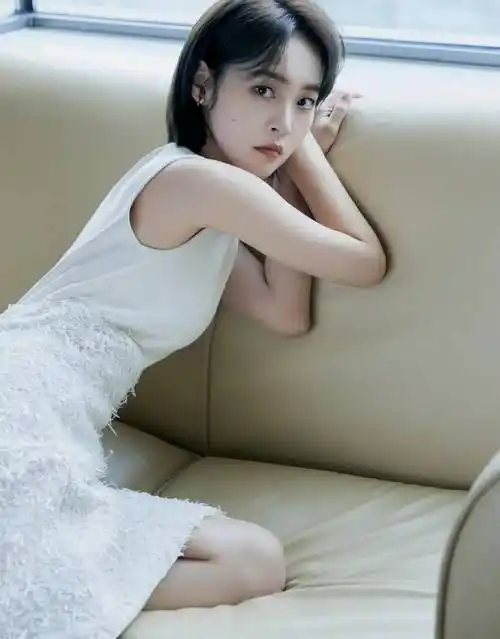 女明星张佳宁写真合集:清新甜美,俏皮可爱_张佳宁_写真_女明星