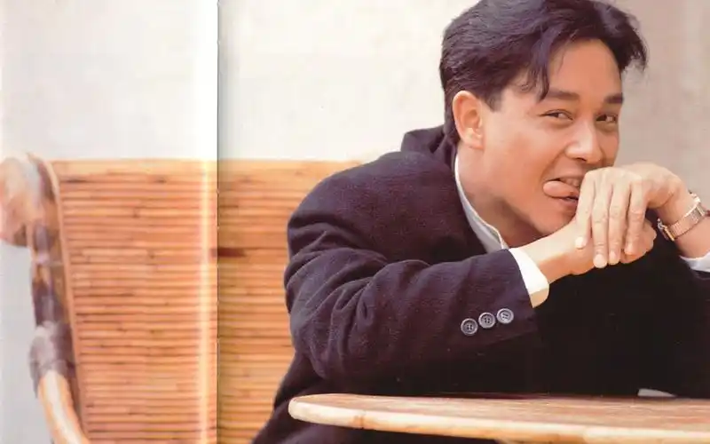 张国荣生平写真电脑壁纸张国荣香港明星歌手帅哥