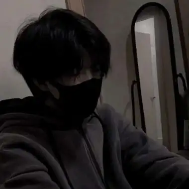 伤感的丧系男生忧郁头像