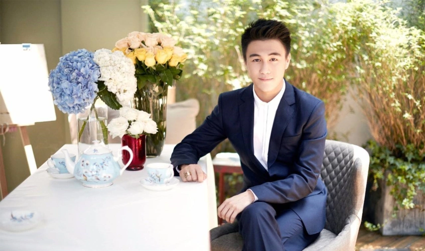 何猷君换过5个女友 曾是不输王思聪的花花公子-今日天气网