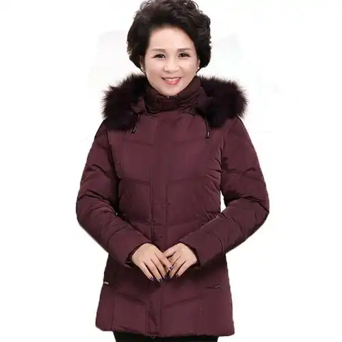 老年人加厚外套奶奶装妈妈装60岁70羽绒服冬装中老年羽绒服女短款
