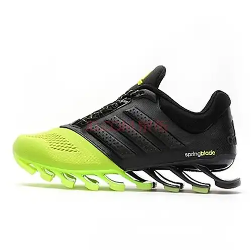 阿迪达斯 刀锋战士 这鞋怎么样