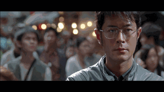 用滑盖手机的老干部男神古天乐,除了太阳,你们谁也不许黑他!