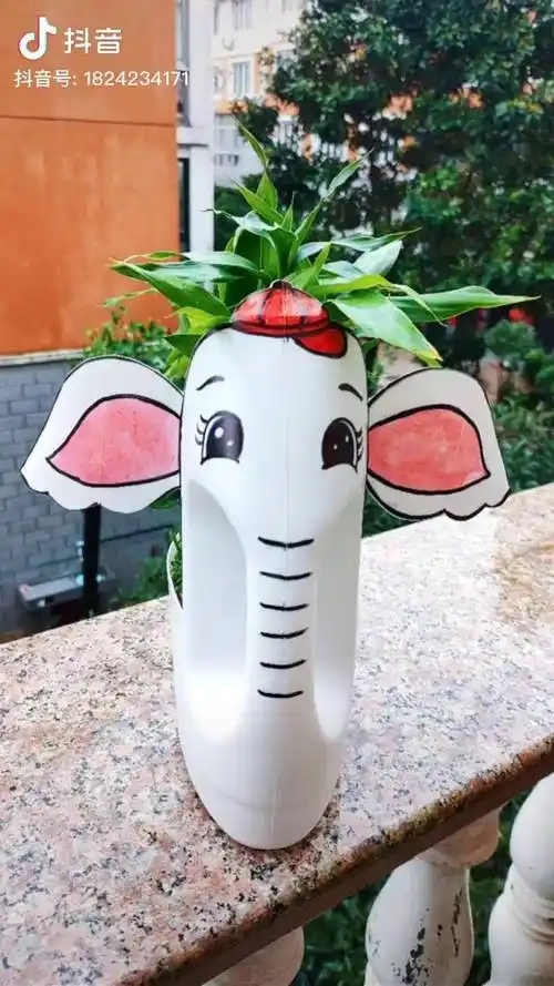 洗衣液瓶制作大象花盆第四款,你最喜欢哪款呢?
