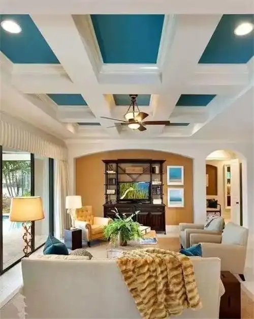 客厅天花板吊顶应该如何装修?