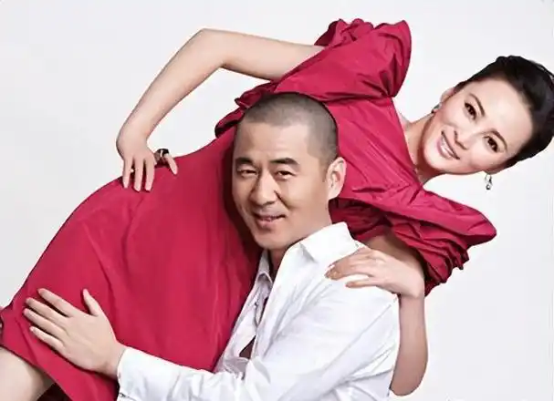 18年后,再看陈建斌现任妻子蒋勤勤,俩人过得美好如初