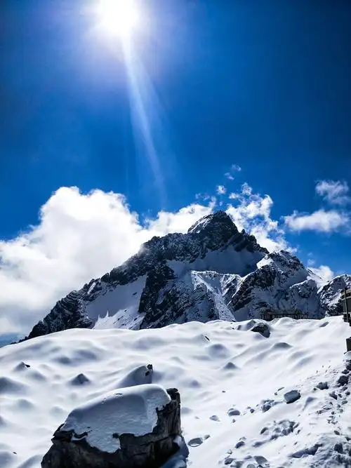 玉龙雪山幸运的遇见了你