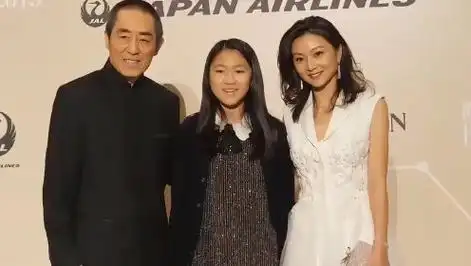 张艺谋妻子陈婷:19岁不上学,5年生3胎,现在的她过得怎么样了?
