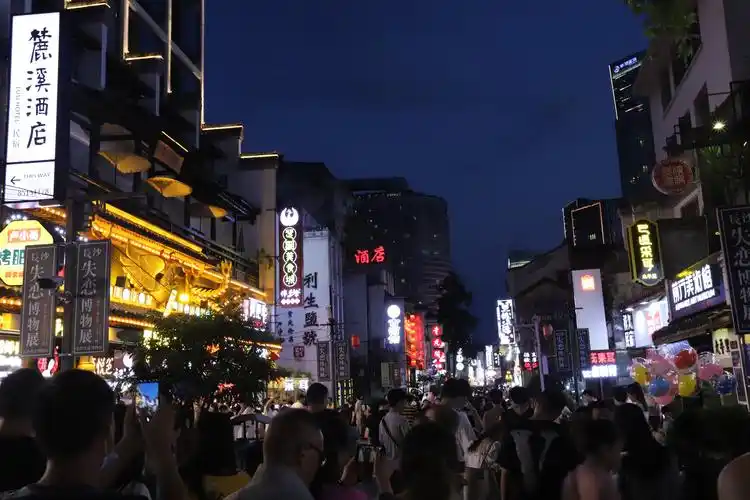 湖北长沙太平老街夜市