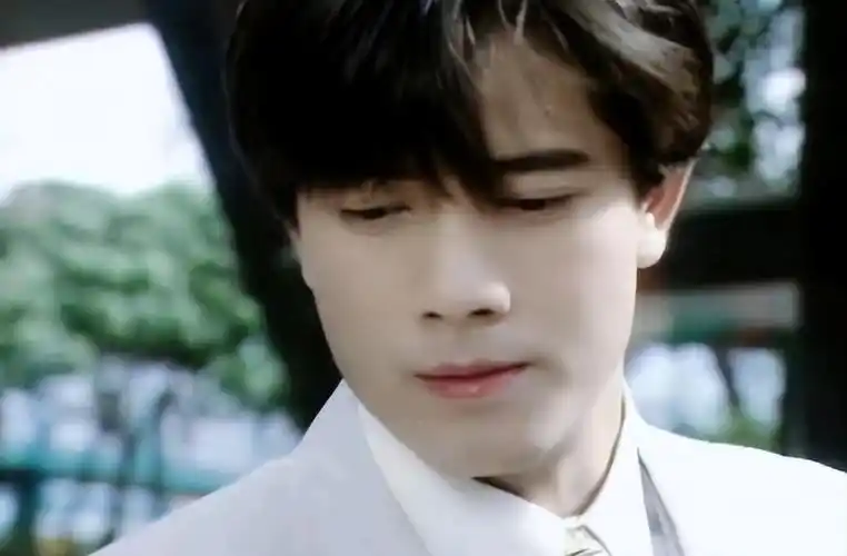 郭富城年轻时超惊艳,五官精致无可挑剔,演技颜值都在线