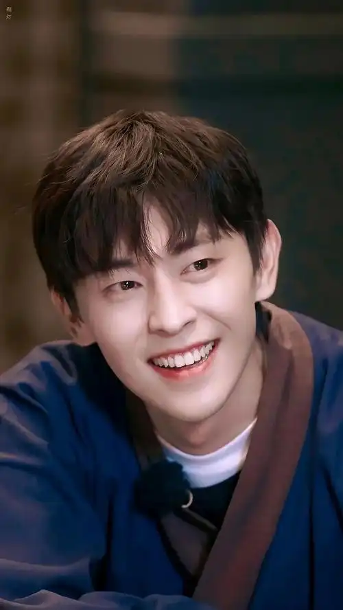 我好喜欢邓伦的笑