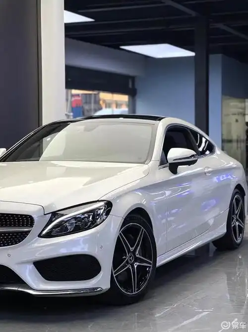 近19年奔驰c200轿跑 032095