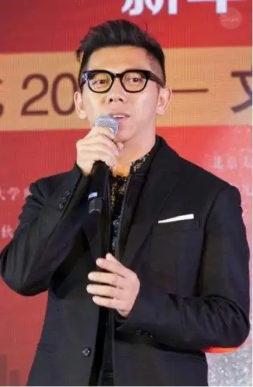 胡海泉股权:音乐之路与公益之心的完美结合|胡海泉|音乐|公益事业