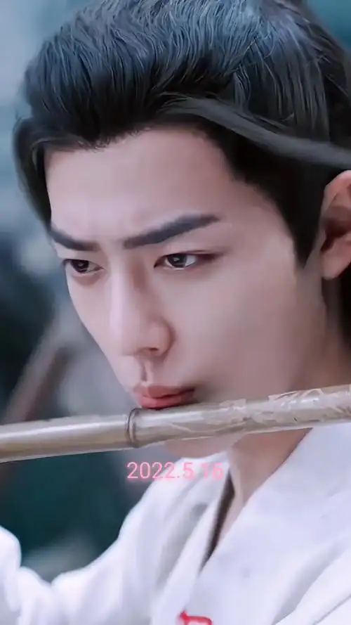 肖战魏无羡吹笛子的战羡真好看