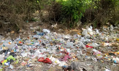 白色污染已席卷全球我们一起抵制白色污染拒绝白色伤害