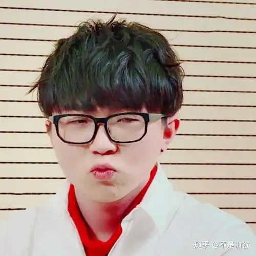 毛不易有哪些眼神很有趣的图?