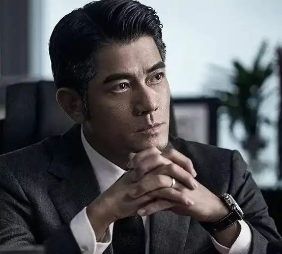 原创郭富城6岁到55岁罕见照从平平无奇到绝美少年整容般颜值蜕变