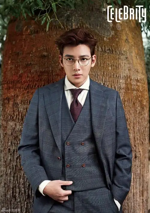 组图韩星池昌旭变丛林美男圆框镜斯文可爱