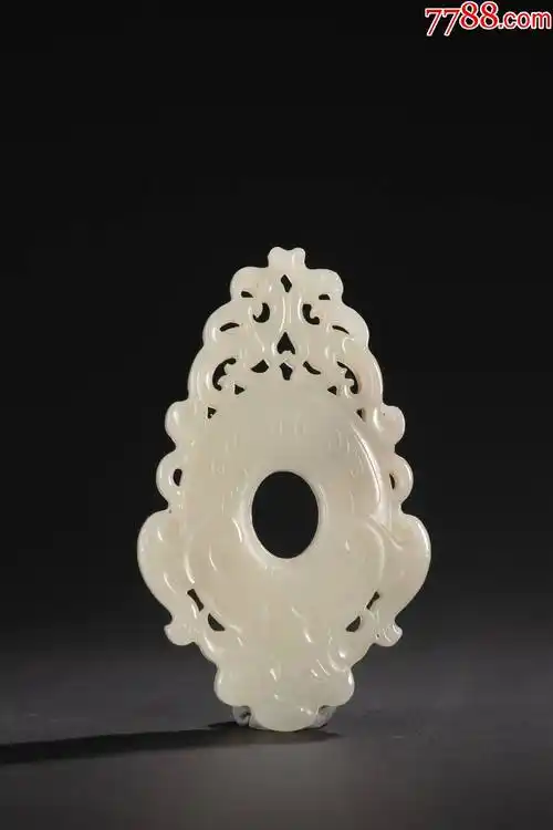 和田玉籽料双凤纹兽面玉璧wa21s12f