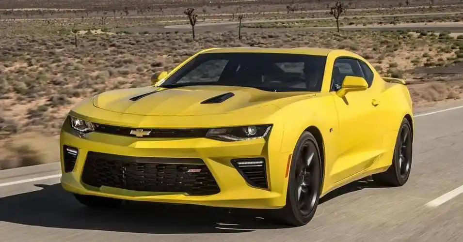 "大黄蜂"告别之作已完成,美式肌肉跑车雪佛兰科迈罗停产谢幕