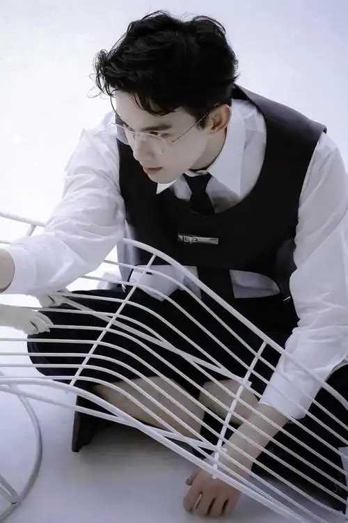 吴磊- 堆糖,美图壁纸兴趣社区