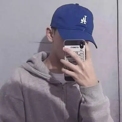 超酷对镜自拍男生头像真人小众