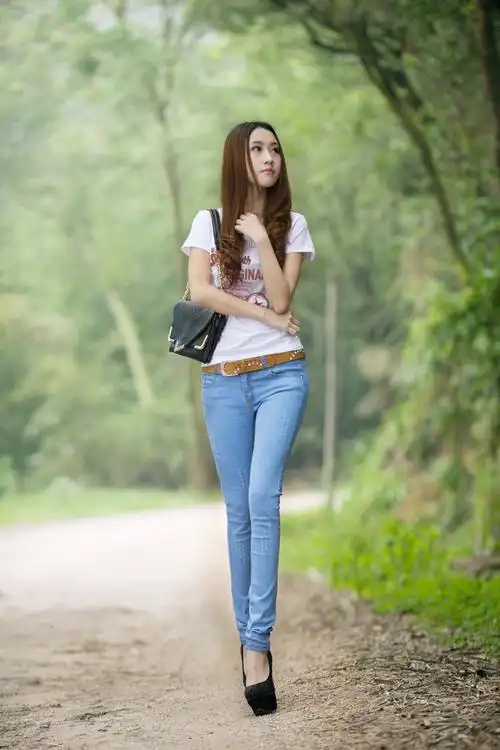 2014年新款女式牛仔裤 修身显瘦牛仔裤小脚裤女铅笔裤女图片_17