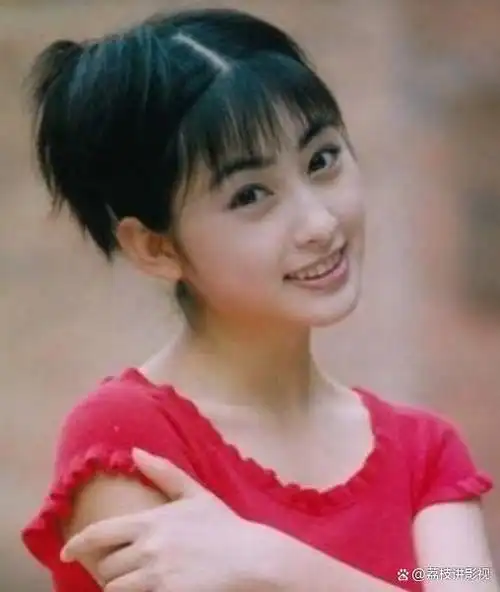 出轨成性玩弄九个女人改国籍的张铁林不再被世界宽容