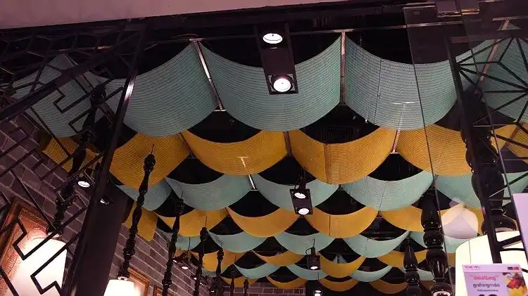 有用布艺吊顶的吗?这种叫什么吊顶?