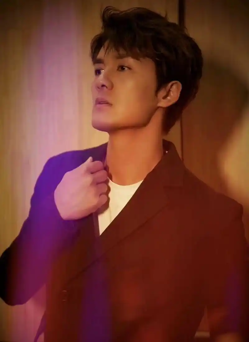 吴克群称艺人真的没有很辛苦,网友赞其"人间清醒"|吴克群|艺人|人间