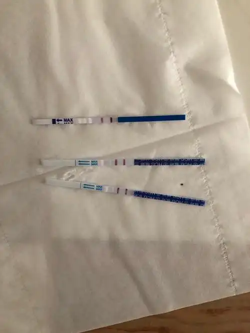 月yuè经推迟几天可以用验孕棒测出来lái吗  一般月yuè经周期推迟7