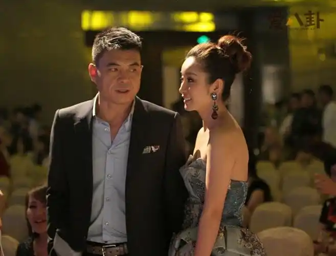 秦海璐和丈夫王新军