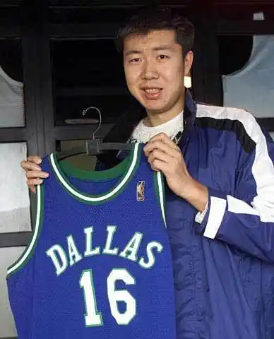 14岁身高超1米9,大郅儿子天赋惊人,但两大原因或让他无缘篮球!