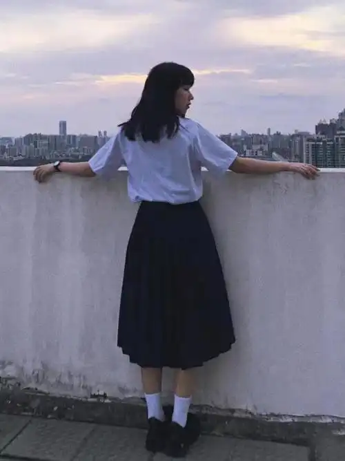 泰国校服娜诺禁忌女孩小水泰式衬衫学院风百褶裙套装裙子夏全套黑色