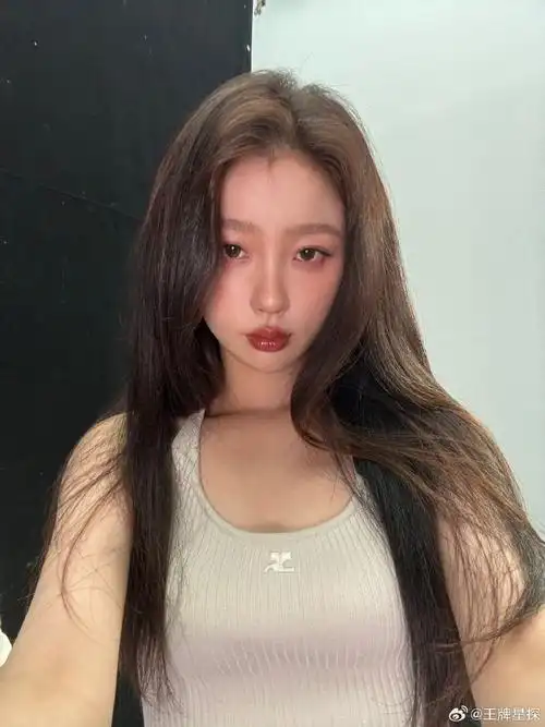 虞书欣微博空间18宫格##虞书欣把微博当朋友圈