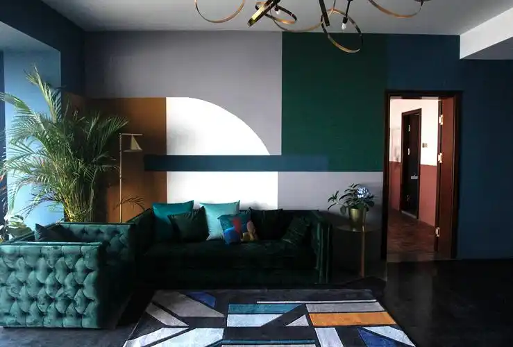 用色彩表达情绪的暮蓝屿民宿