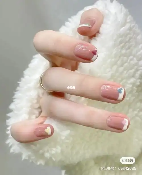 小短甲的小美甲