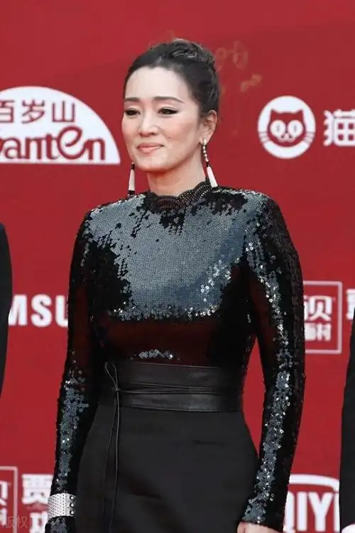 巩俐这身材,这才是尤物啊!