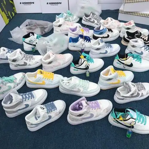 春新款女老爹鞋批发福建品牌尾货运动女鞋跑江湖摆摊低价处理鞋068