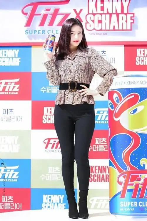 上衣|针织衫|朴秀荣_网易订阅